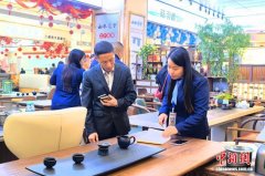 “中国实木家居之都”推进家具产业绿色发展 水性漆家具畅销